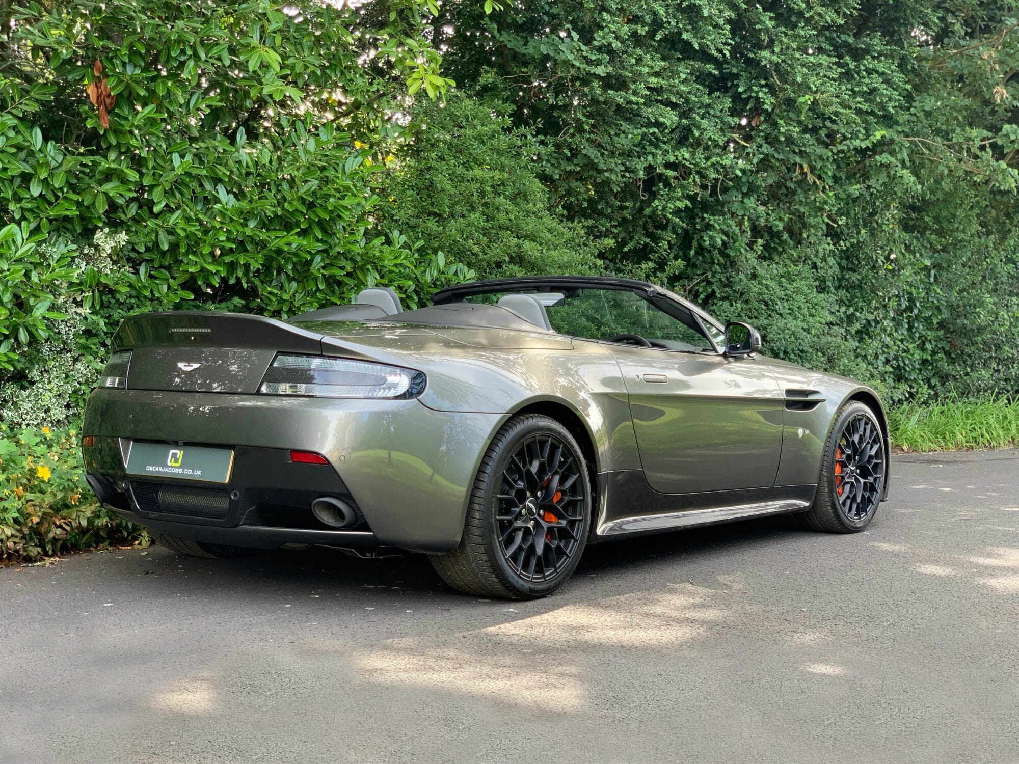 Aston Martin AMR V12 Vantage Roadster