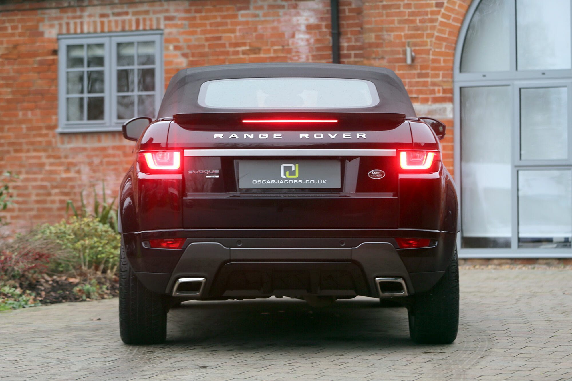 Range Rover Evoque HSE Dynamic Convertible Rear Brakes on