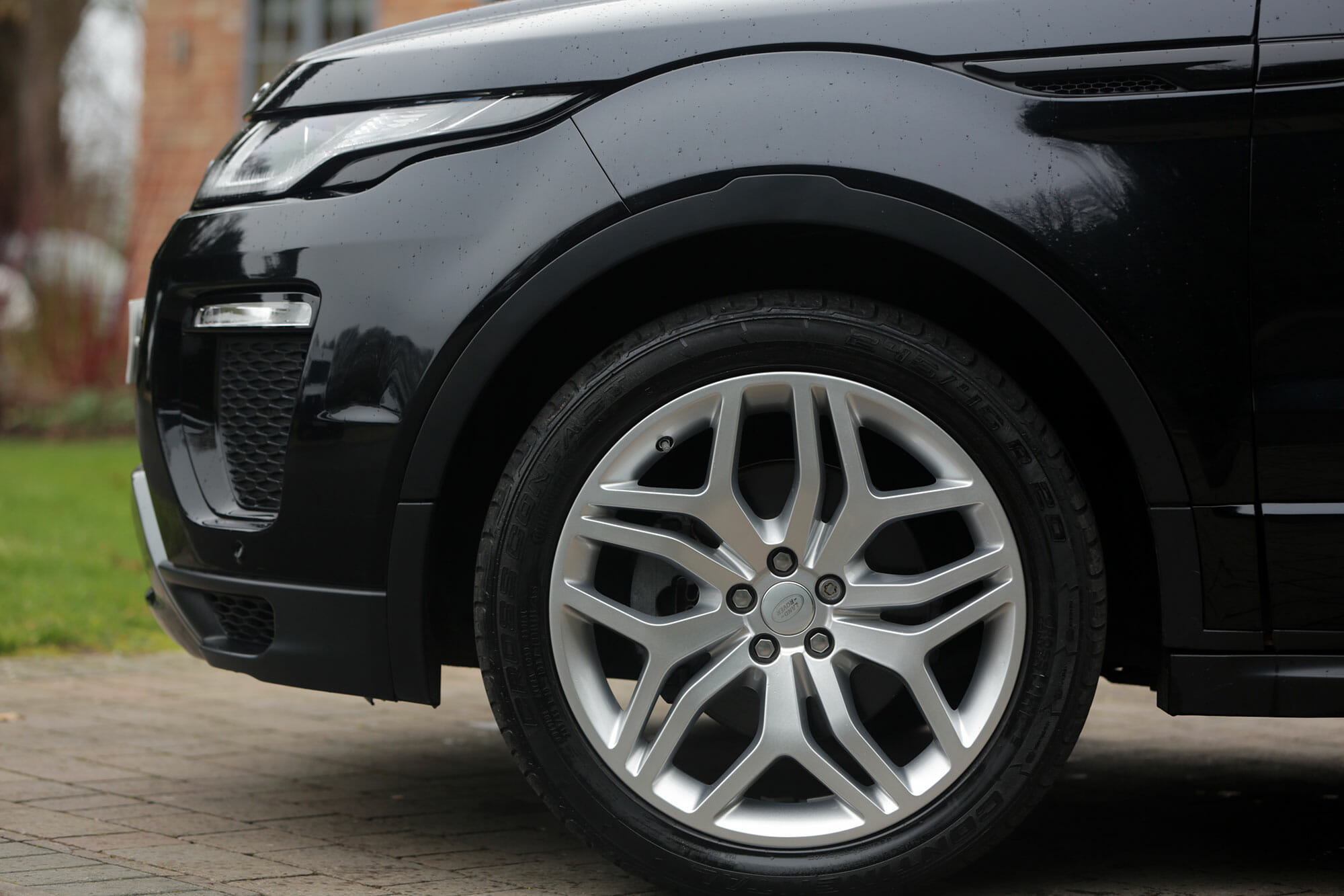 Range Rover Evoque HSE Dynamic Convertible Front Wheel