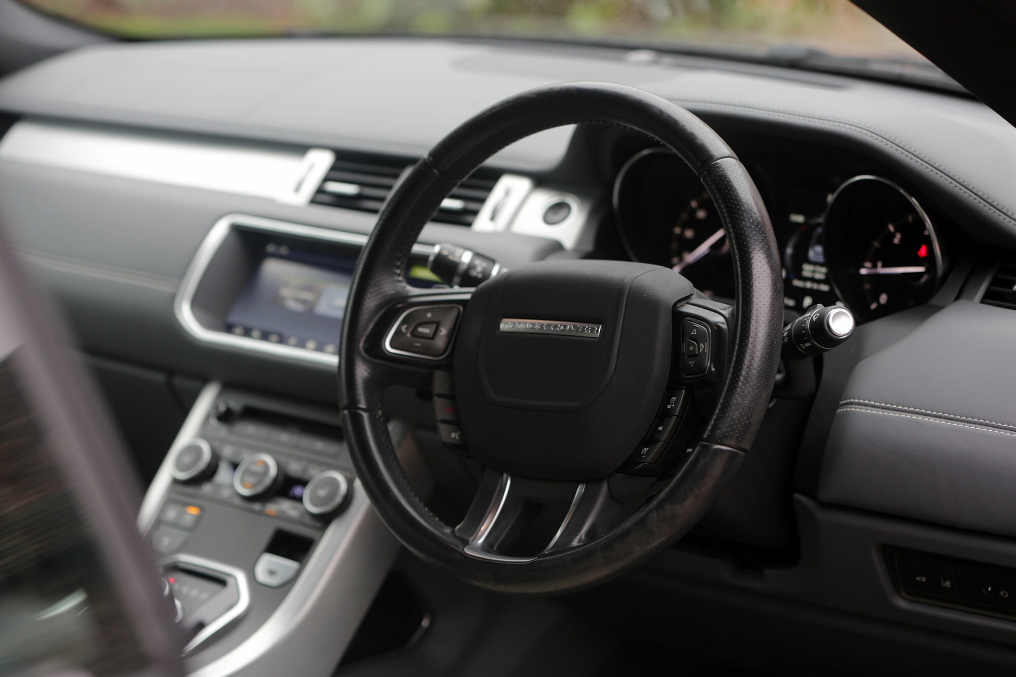 Range Rover Evoque HSE Dynamic Convertible Interior