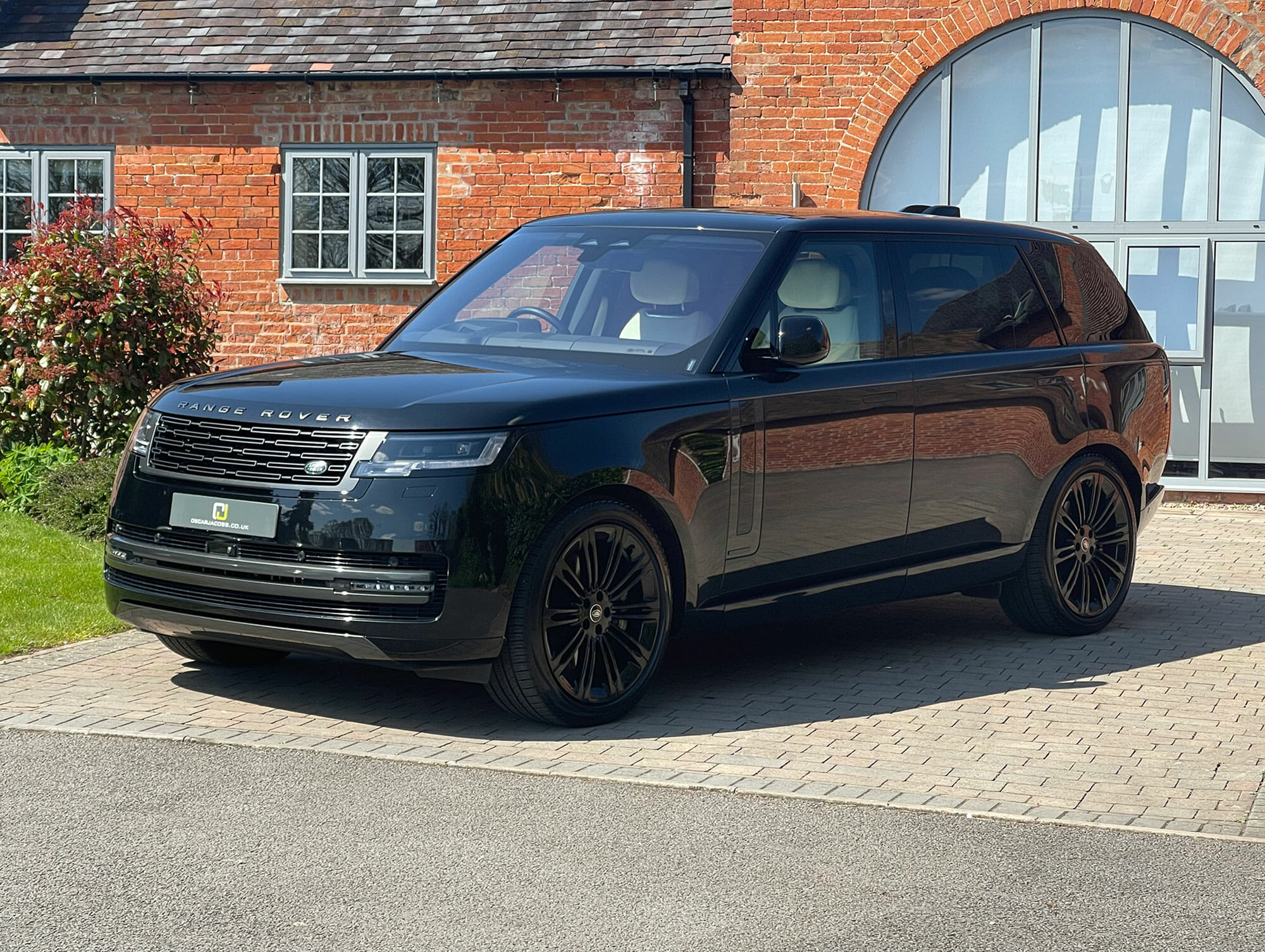Range Rover P530 Autobiography 7 Seater Long Wheel Base Oscar Jacobs Range Rover P530 Autobiography 7 Seater Long Wheel Base Oscar Jacobs