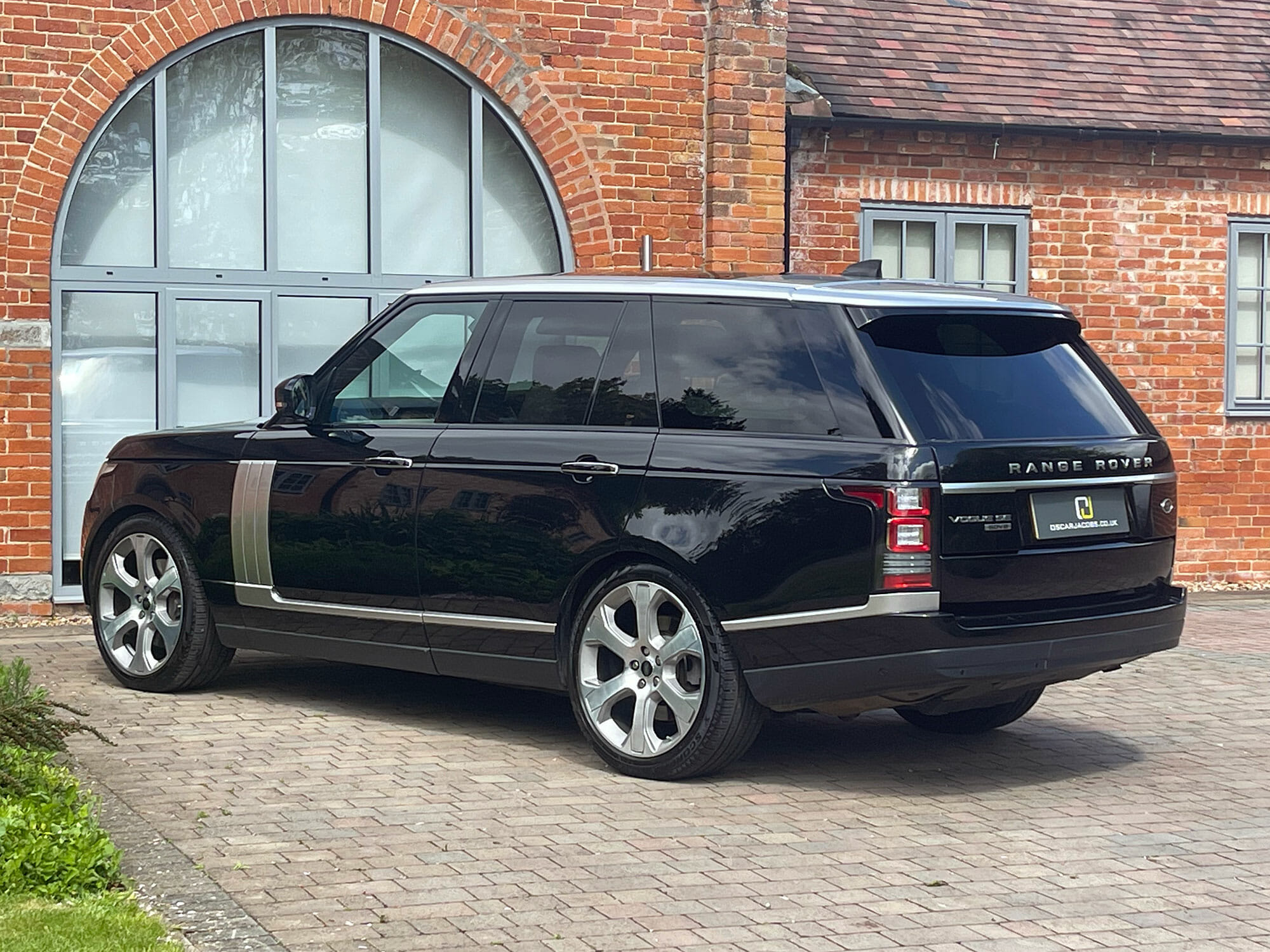 Range Rover Sdv8 Range Rover SDV8 4.4 Vogue SE | Oscar Jacobs