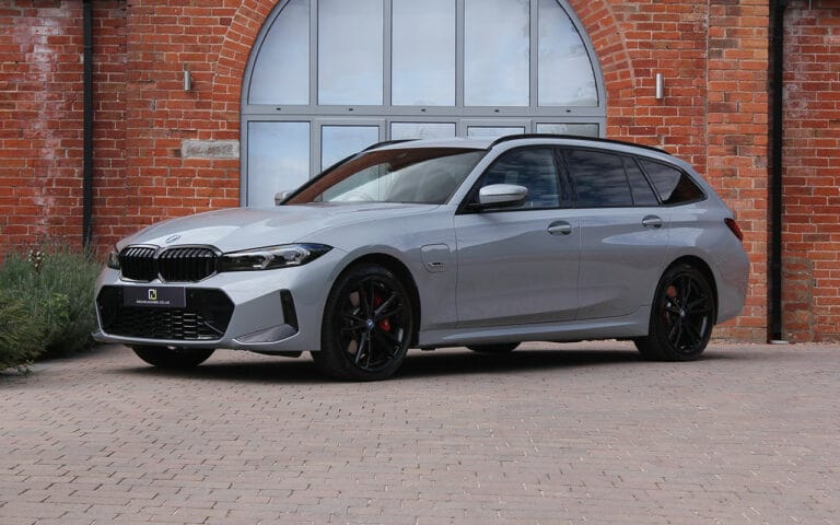 BMW 330e M Sport Touring 2023