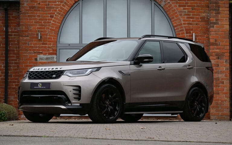 Land Rover Discovery 2023