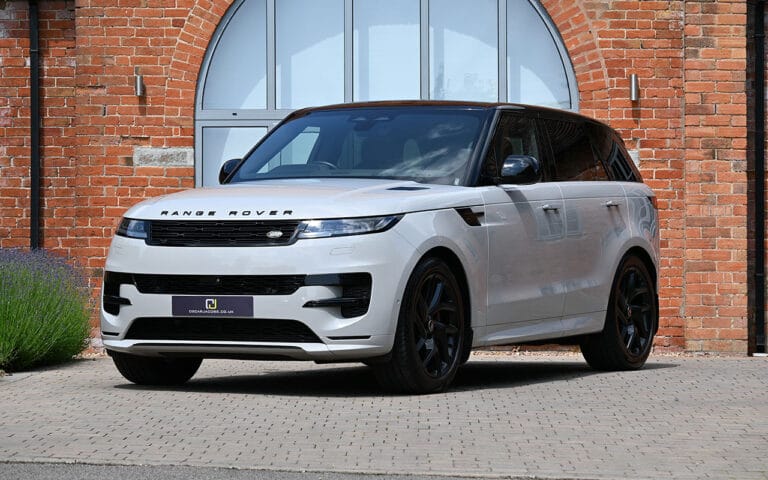 Range Rover Sport D300 MHEV 2023
