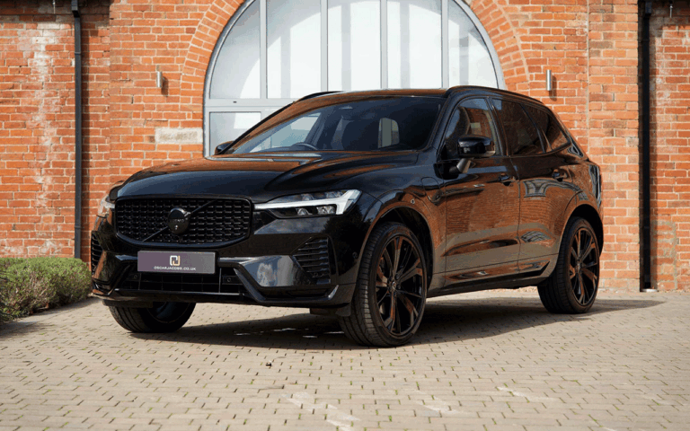Volvo XC60 T6 Black Edition 2024 (74)