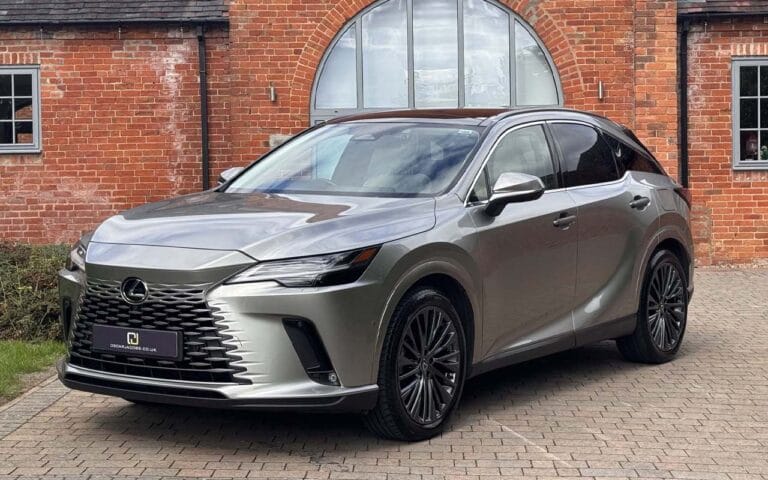 Lexus RX 2.5 450h+ 18.1kWh Takumi (24 Plate)